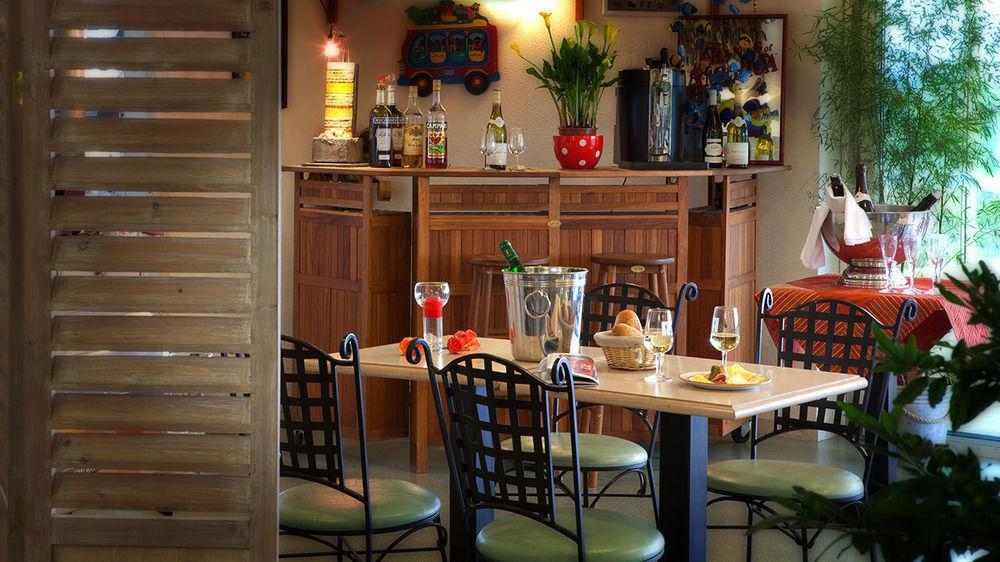 טורנוס Hotel Le Kolibri מראה חיצוני תמונה